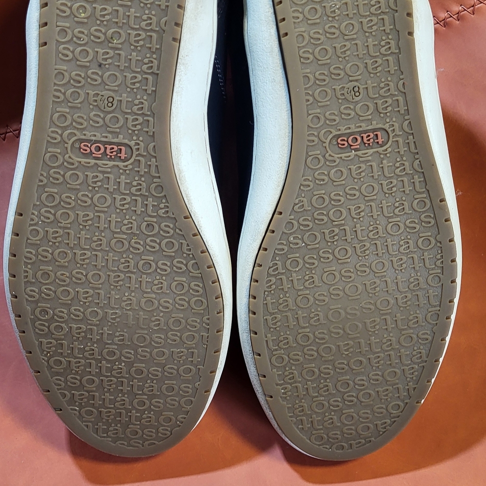 Taos Footwear Unity Black Casual Sneakers - Picture 3 of 6